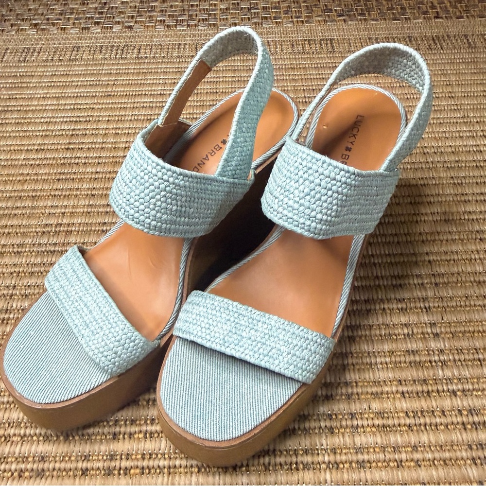 NWOT Lucky Brand Delukah Platmorn Wedges Sandals